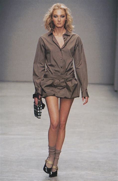 miu miu 2001|Spring Summer 2001 Fashion Show .